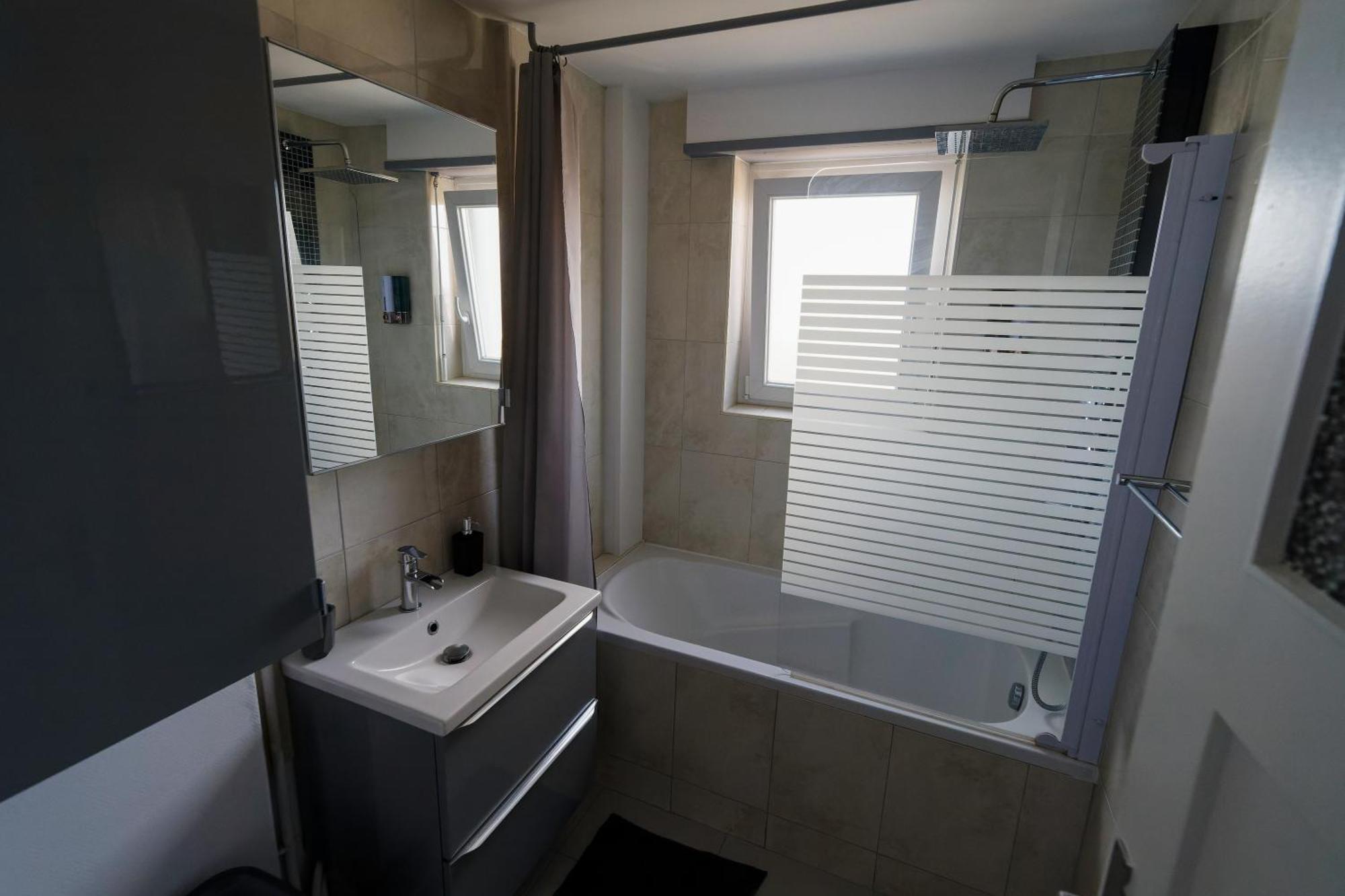 Agreable Et Spacieux Appartement Lumineux T4 Alsace Riedisheim Exterior photo